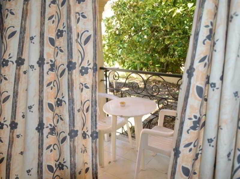 Philippos Hotel apartamentowy 2*