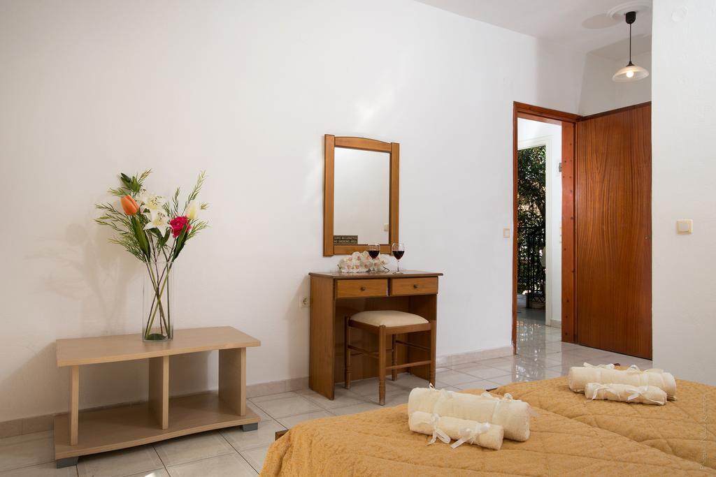 Hotel apartamentowy Philippos 2*