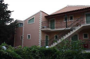 Hotel apartamentowy Philippos 2*