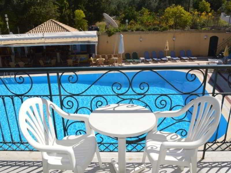 Aparthotel Philippos
